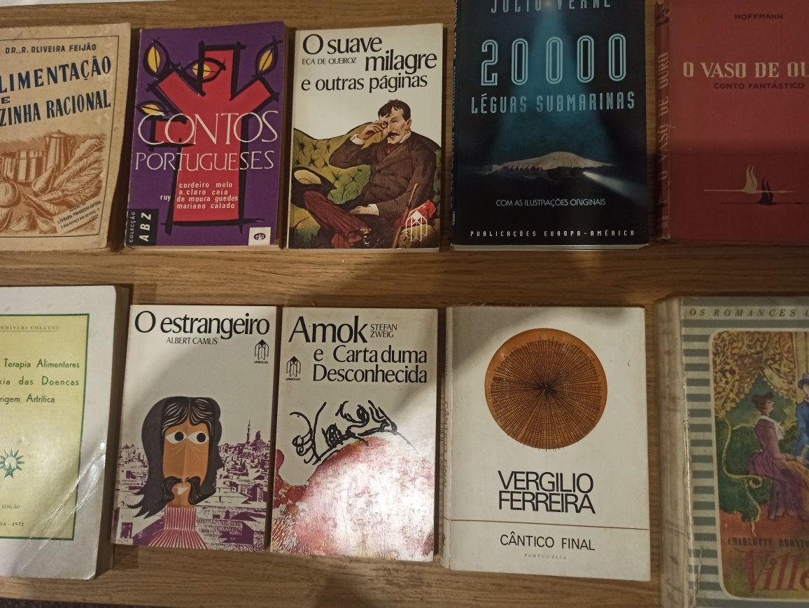 Livros de 3 a 10€