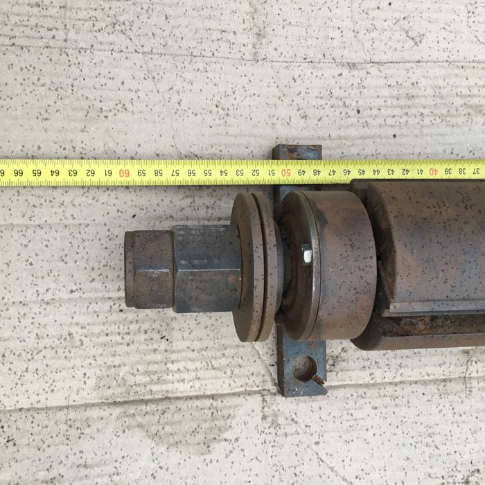 Продам вал на столярной станок