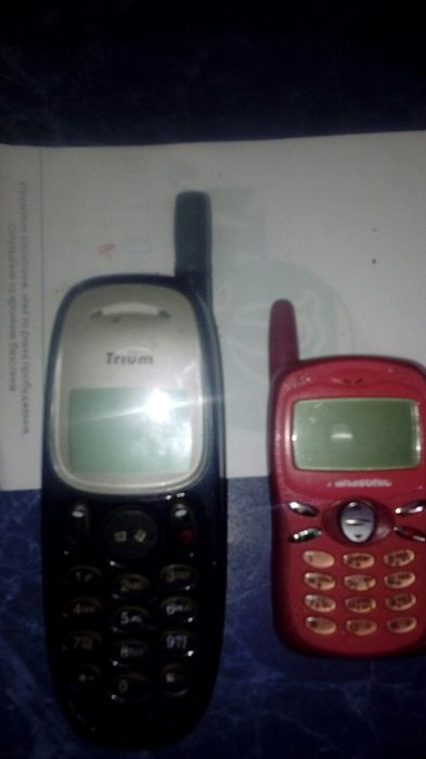 Мобилка раритетная Trium