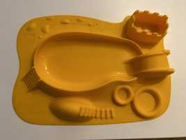 Marcus & Marcus Talerzyk Silikonowy Plac Zabaw 3D kolor żółty