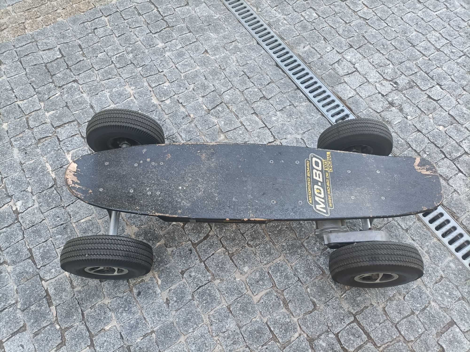 skate elétrico com comando