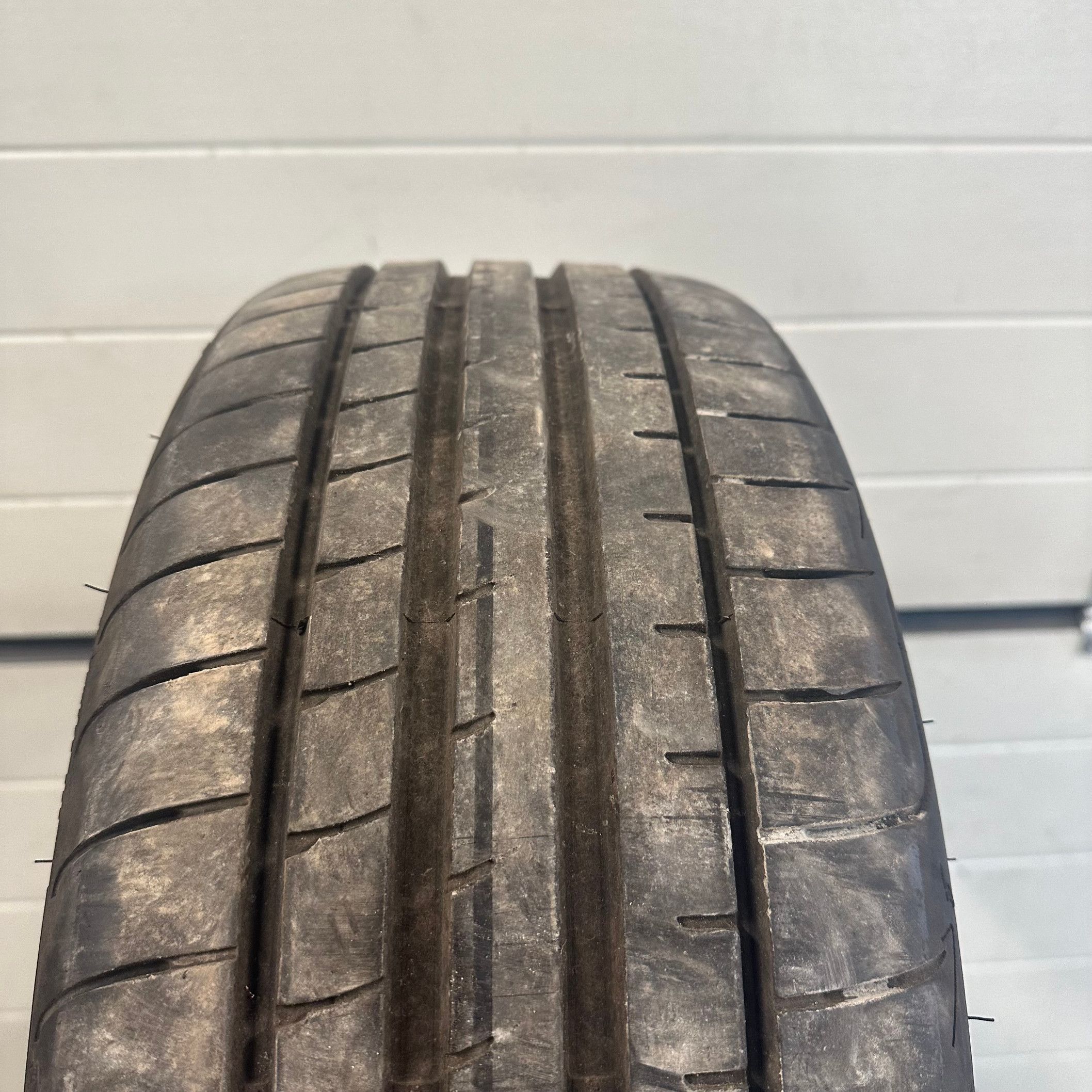 Opony GoodYear Eagle F1 Asymmetric 3 - 205/40/18 RSC
