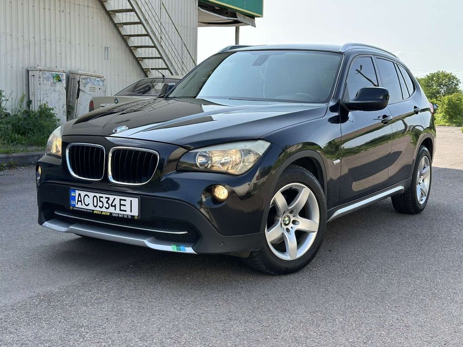 Бмв х1 bmw x1  2011  2.0 дизель автомат