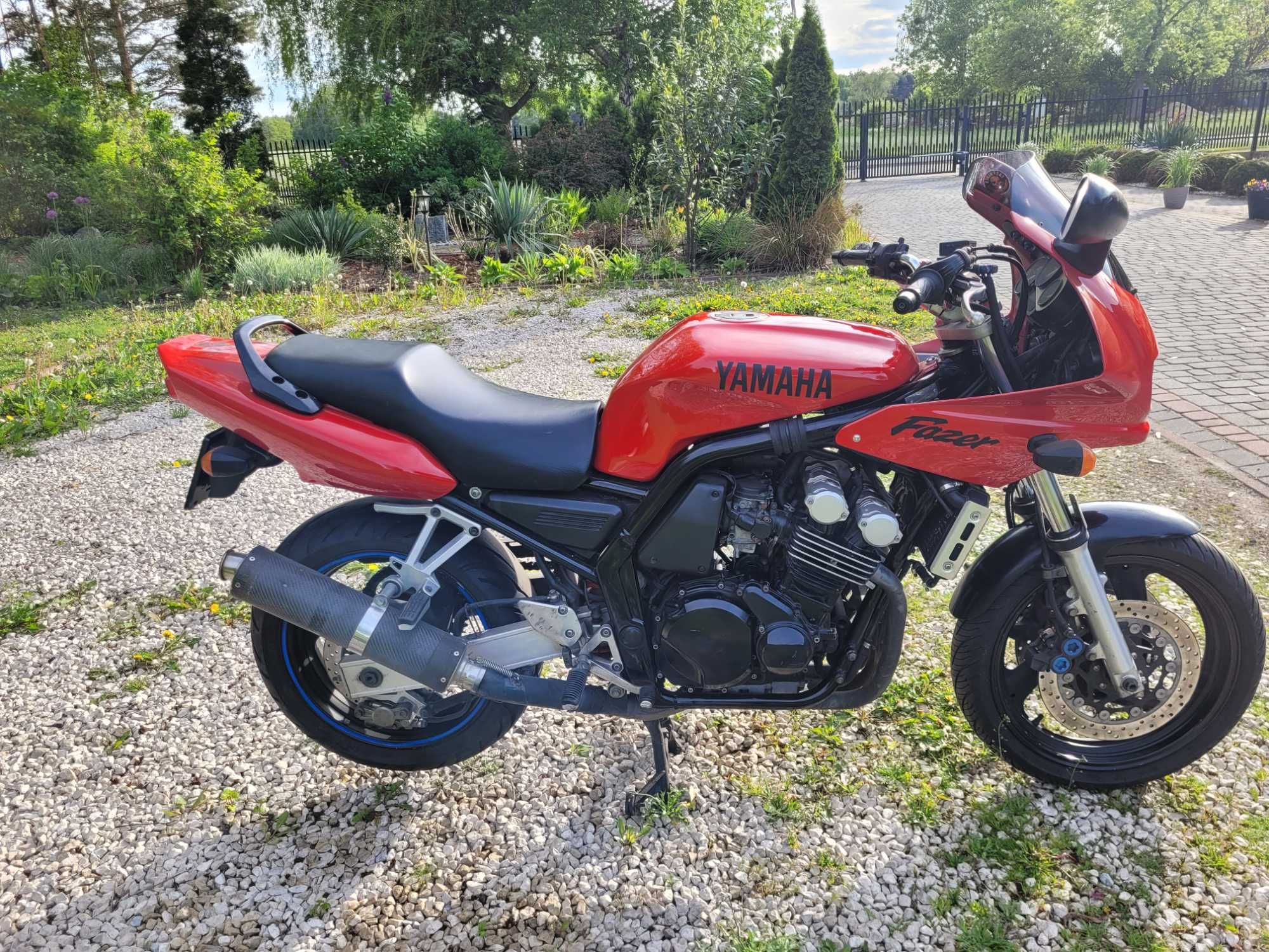 Yamaha Fazer 600