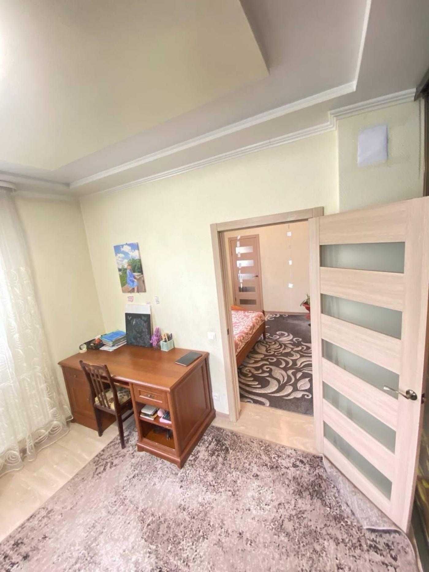 Продаж 2 кімнатної квартири, Радехів