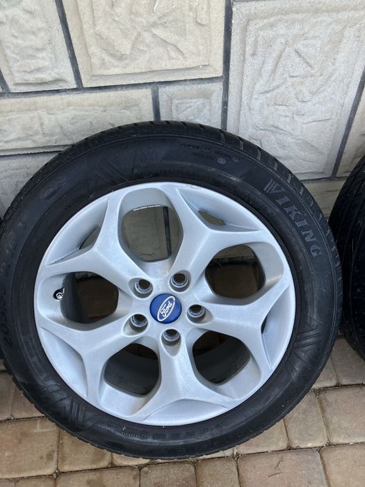 Kola aluminiowe 16 cali do forda  z oponami letnimi 205 55r16