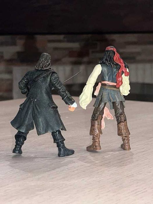 Jack Sparrow & Will Turner Figuras de Ação Zizzle
