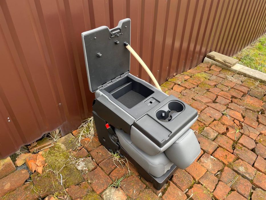 Сидіння в автобус додаткове сиденья в маршрутку бардачок підлокітник