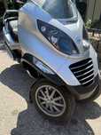 Piaggio MP3 em bom estado geral