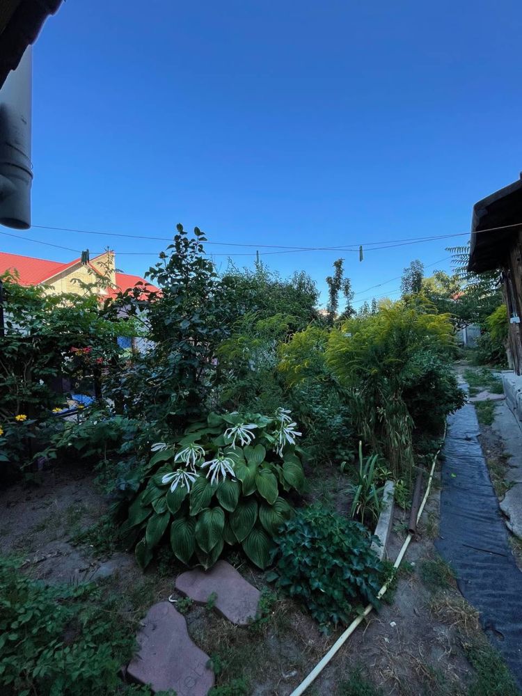 Продам частину будинку ЦЕНТР вул Гегочкорі(вул 1905р)