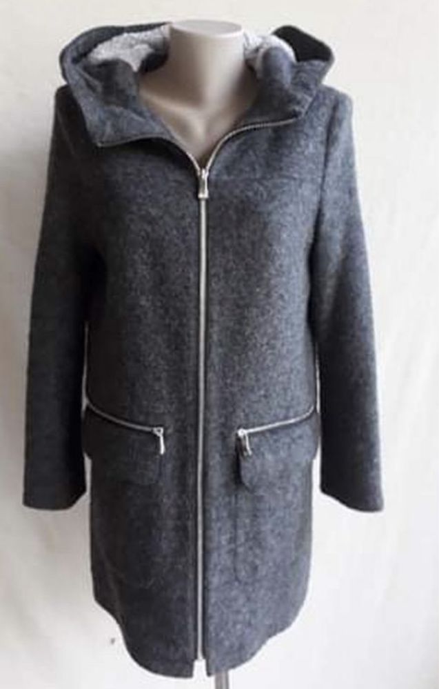Куртка-пальто жіноча стильна модель