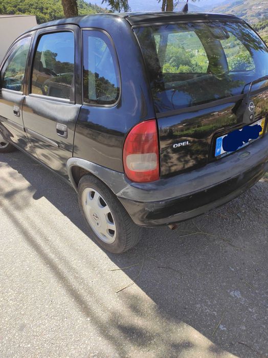 Opel corsa B de 1998