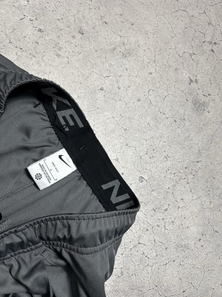 Мужские Шорты Nike Dri-Fit Оригинал Идеал Размер L Drill Swoosh