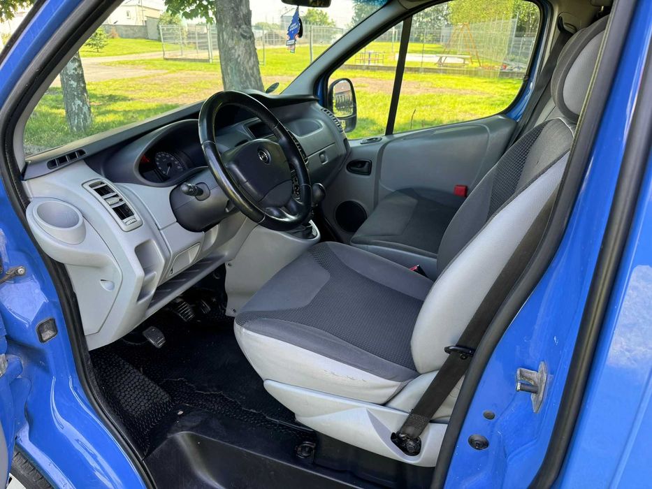 Opel Vivaro 9 osobowy long 2.0 115KM , 2xklima, 2xogrzewanie nawiewy