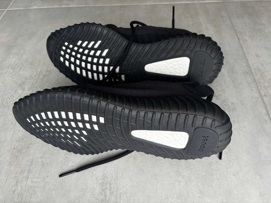 Adidas Yeezy Boost 350 V2 Onyx