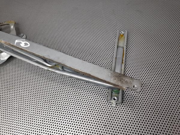 Elevador vidros frente direito TOYOTA Yaris (_P9_)