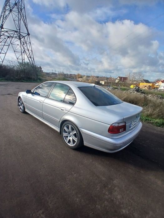 Продам е39 рестайлинг