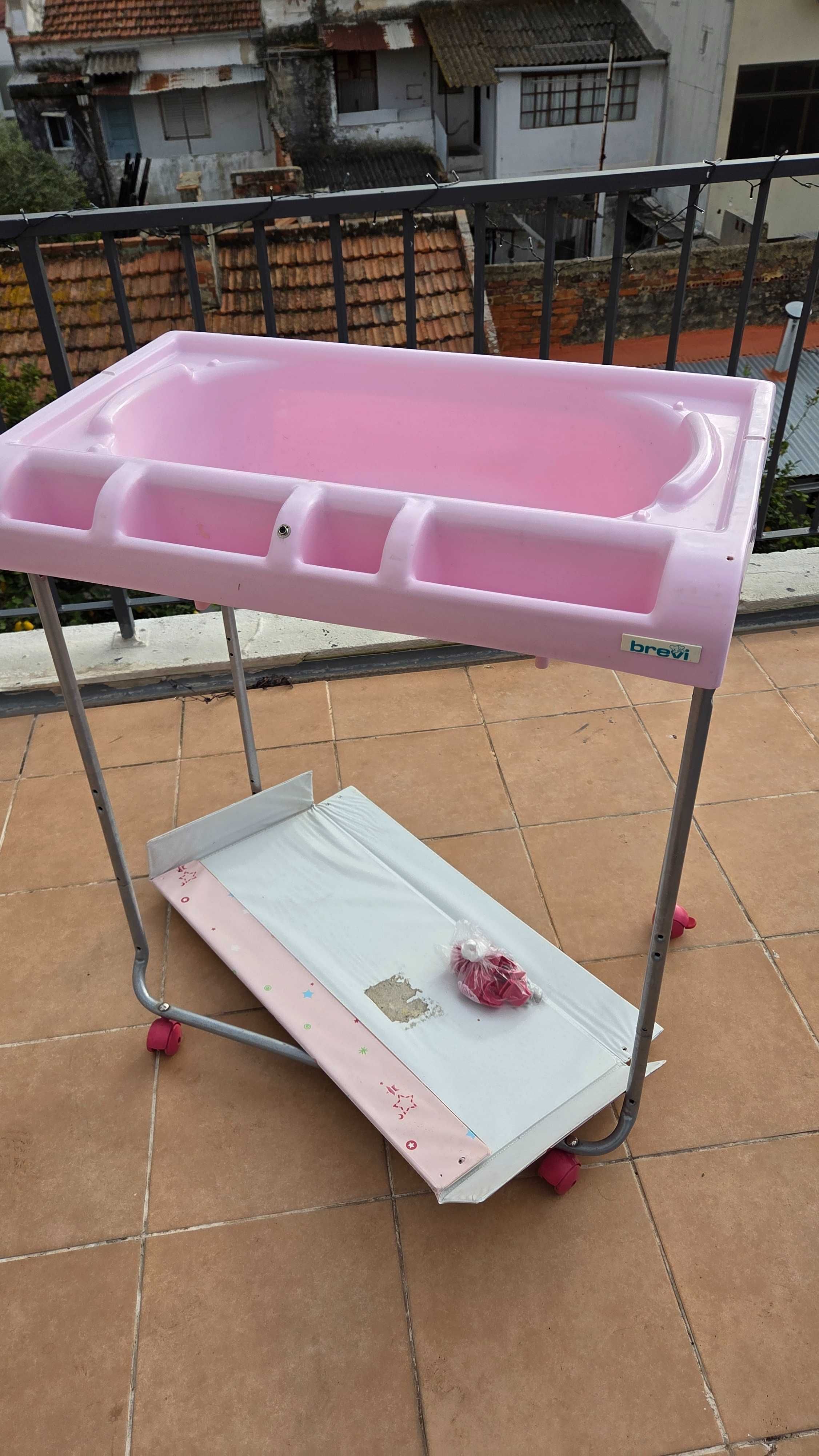Fraldário bebé rosa