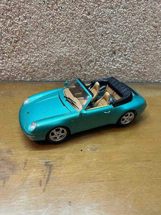 Carro de Coleção Porsche 911 Cabrio