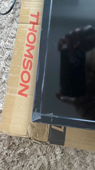 Telewizor 32’ Thompson z pilotem