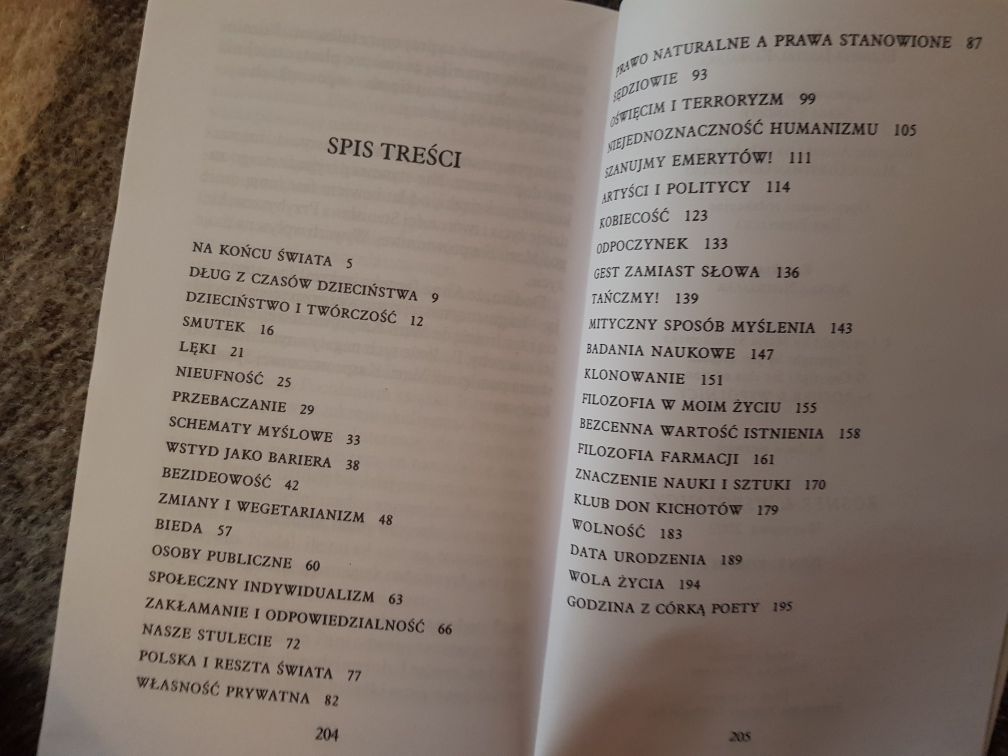 Maria Szyszkowska Za horyzontem Rossner&co 2002