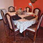 Mesa de sala de jantar + 6 cadeiras em madeira