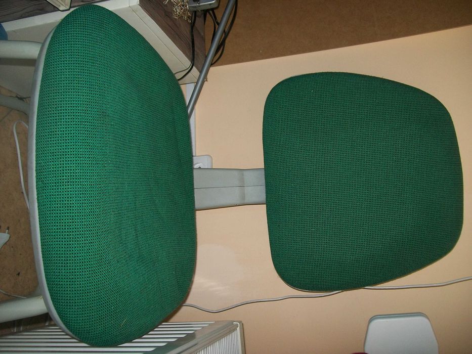 krzesło do biurka stan idealny i różne rodzaje