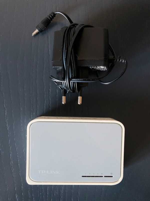 TP Link Ethernet switch