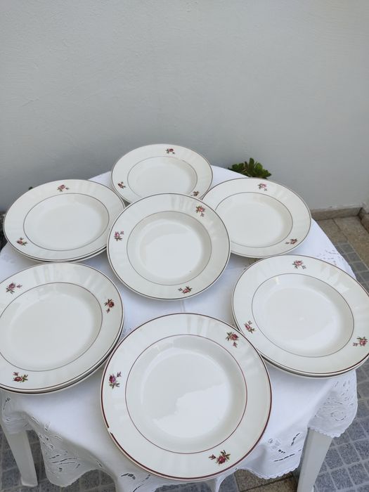 Pratos de louça Sacavém
