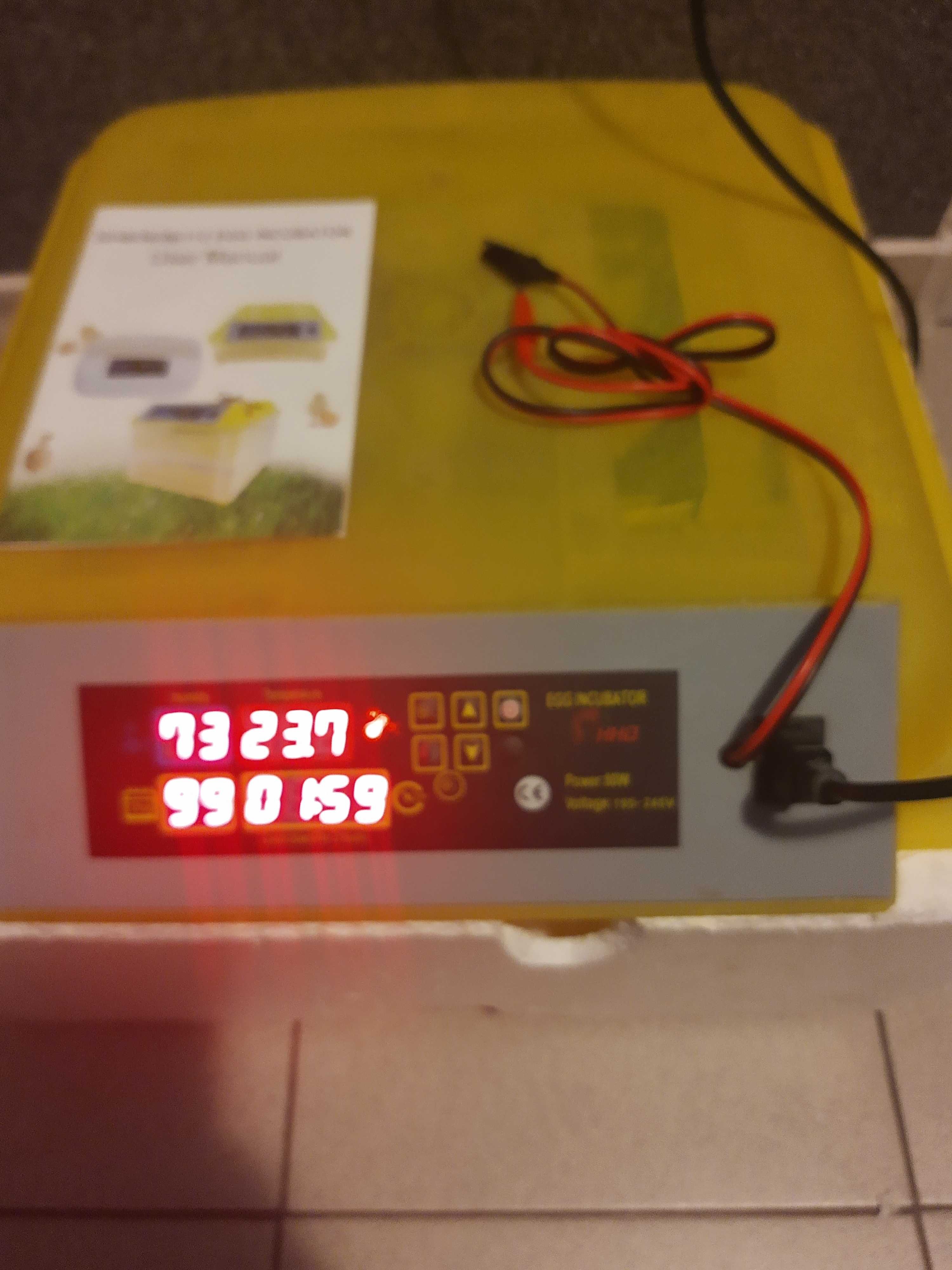 Inkubator ałutomatyczny