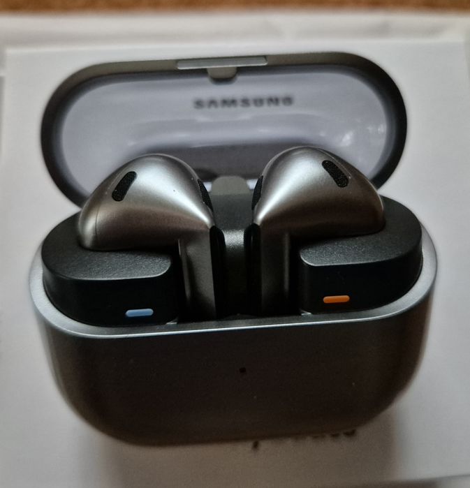 Самсунг Galaxy Buds3