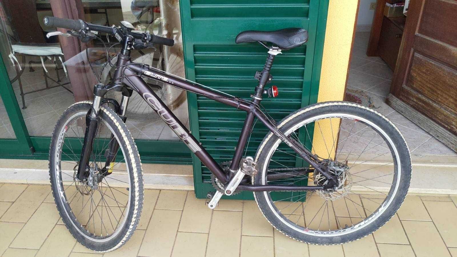 Bicicleta Montanha Cube Elite pro