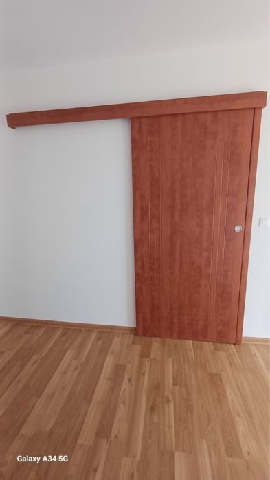 Drzwi przesuwne duze