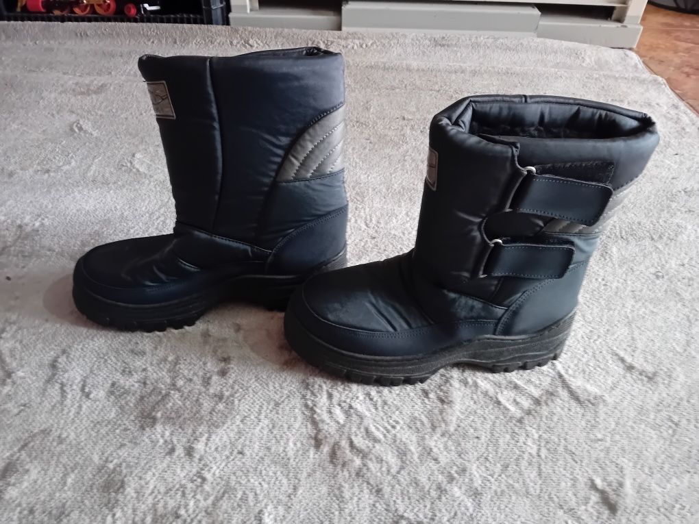 Botas de neve  .