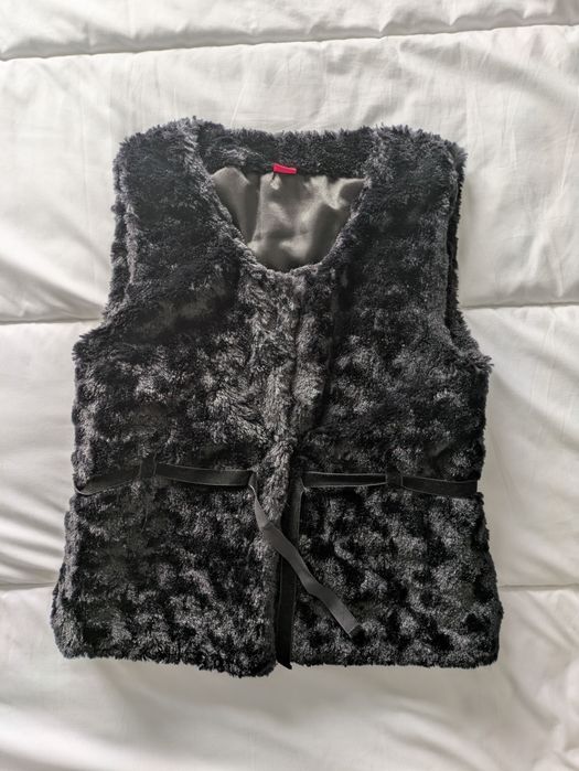 Colete S em pelinho estilo Zara