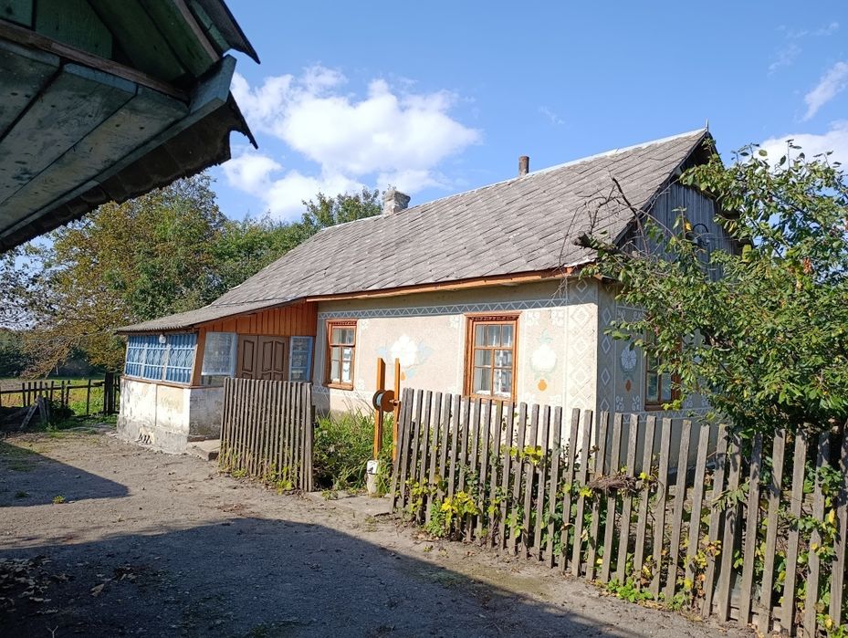 Продам хату в с. Мальки