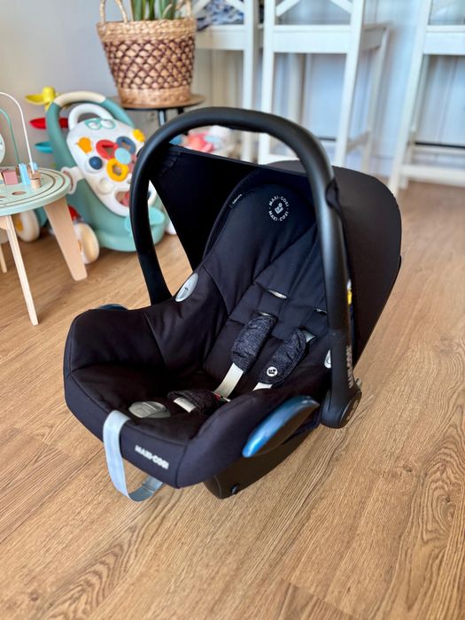 Fotelik samochodowy Maxi Cosi CabrioFix + baza Family Fix