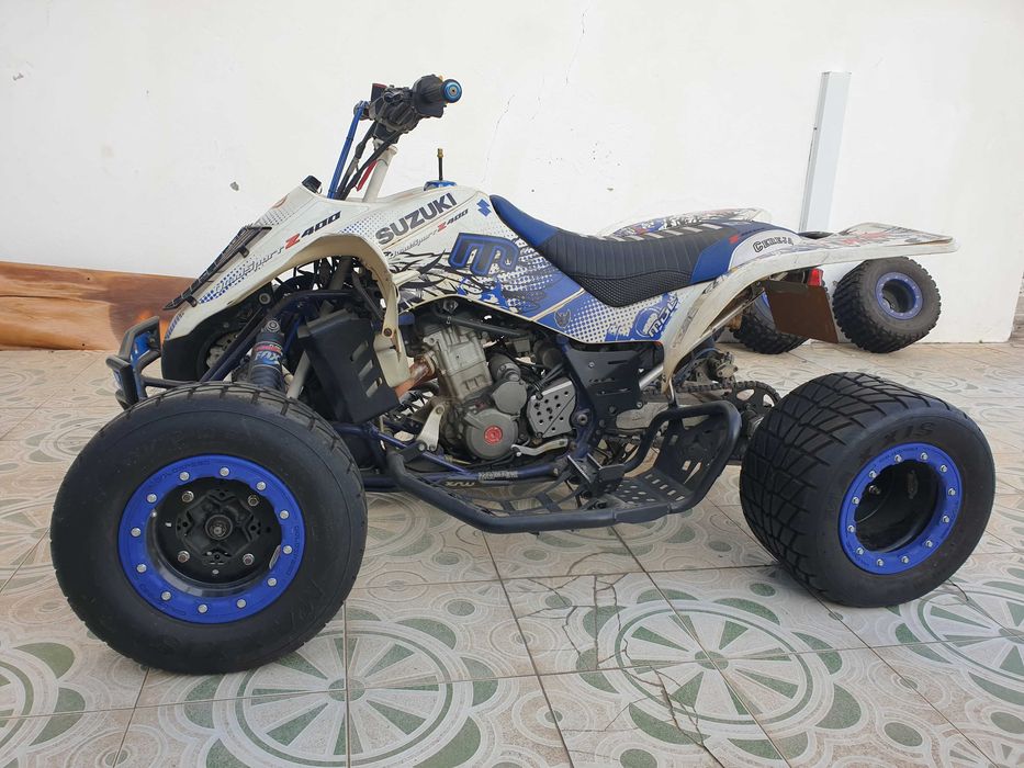 Moto 4 LTZ 400 matriculada ano 2006