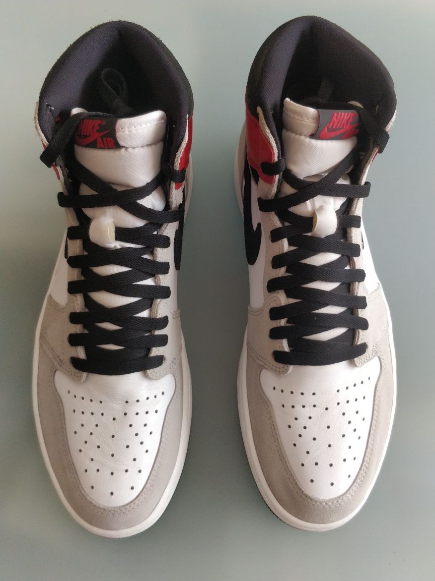 Jordan 1 High Light Smoke Grey
