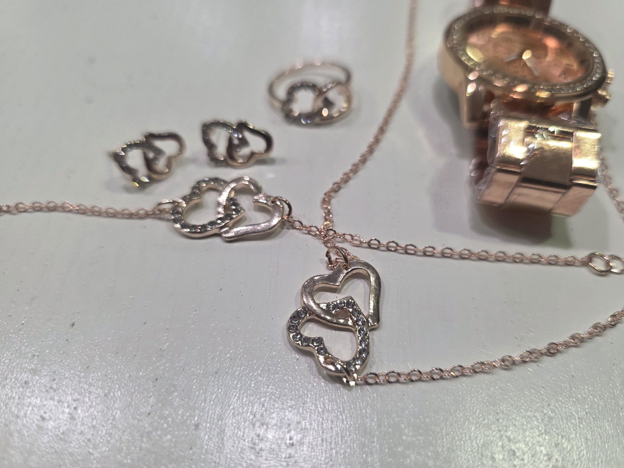 Relógio de brilhantes colar pulseira brincos anel