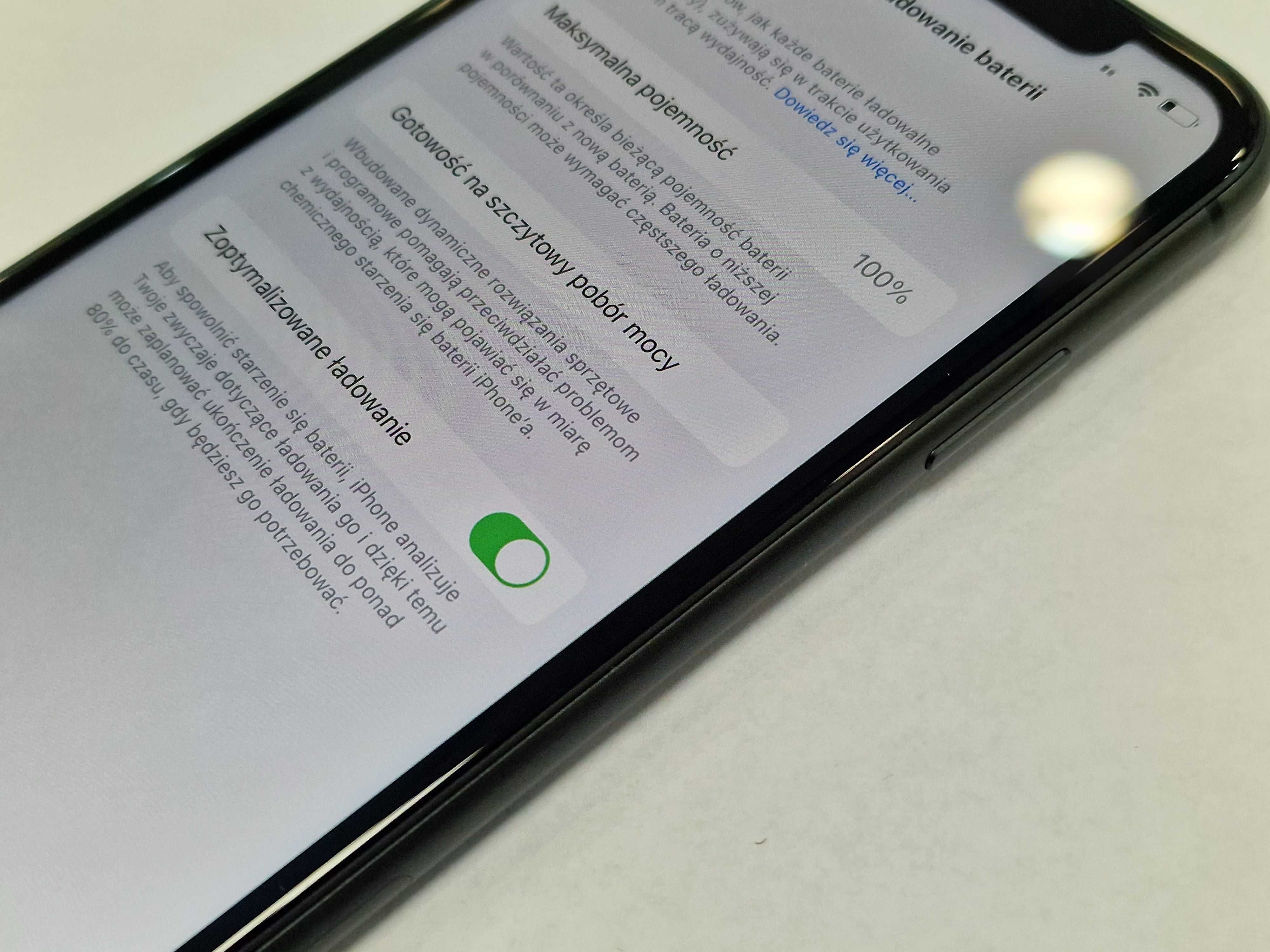 Iphone 11 64GB/ Black/ Czarny/ BAT 100%/ Grade A-/ + ładowarka