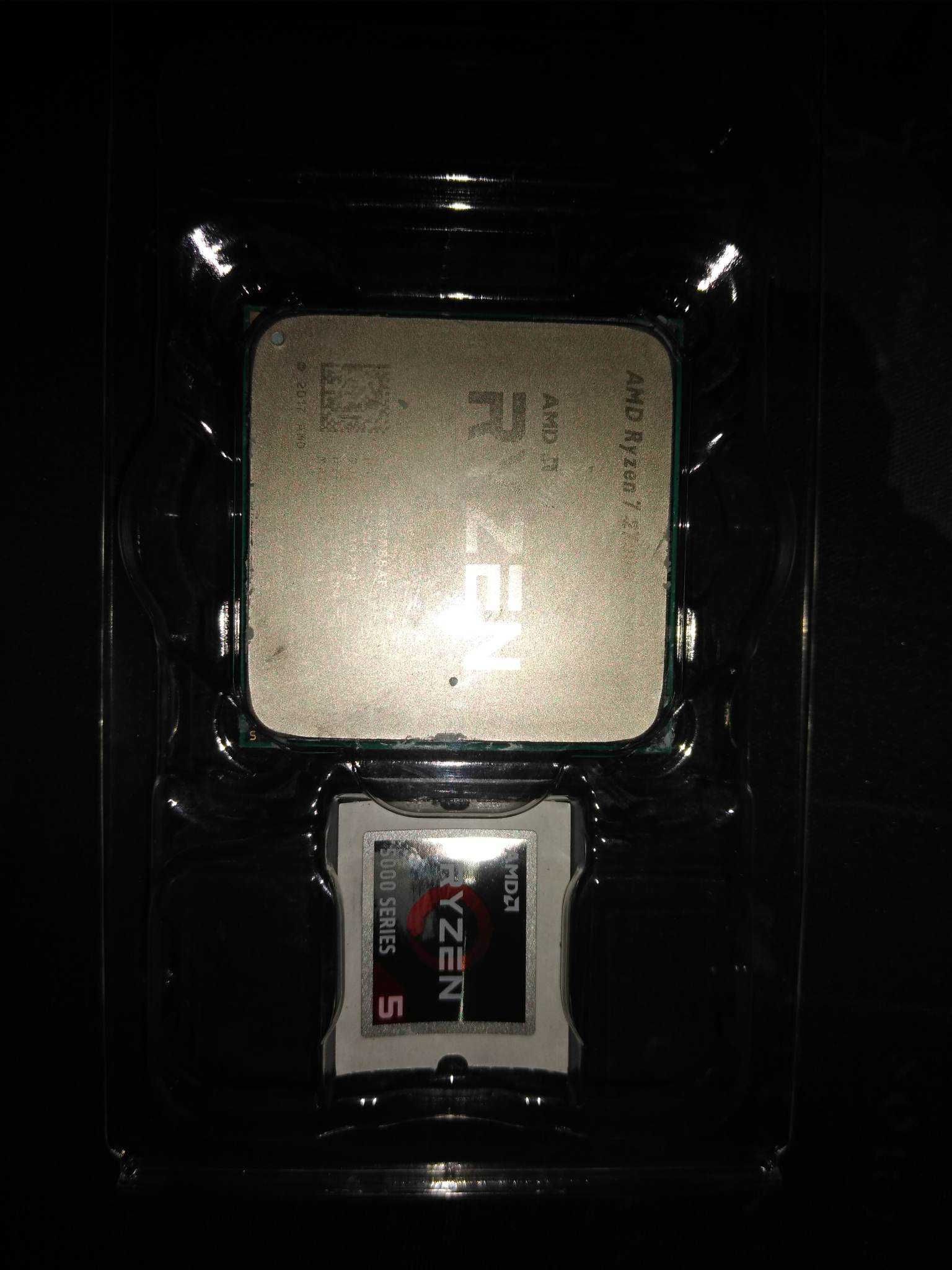 Procesor RYZEN 7 2700x