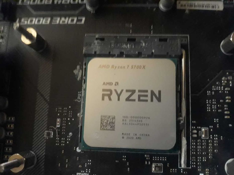 Продаю Ryzen 7 5700X + MSI B450 Tomahawk Max + 32 ГБ DDR4 3200 МГц