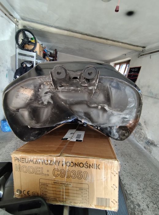 Honda CBR 1000F SC21 zbiornik