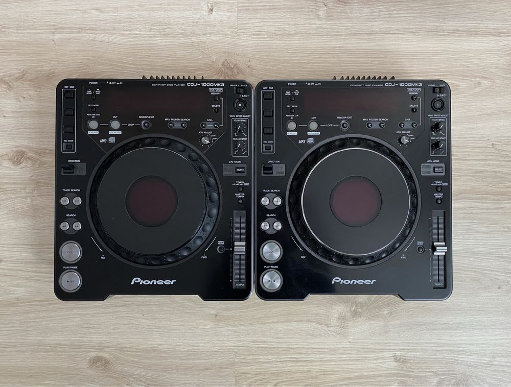 Pioneer CDJ 1000mk3 x2 + płyty CD-RW x10