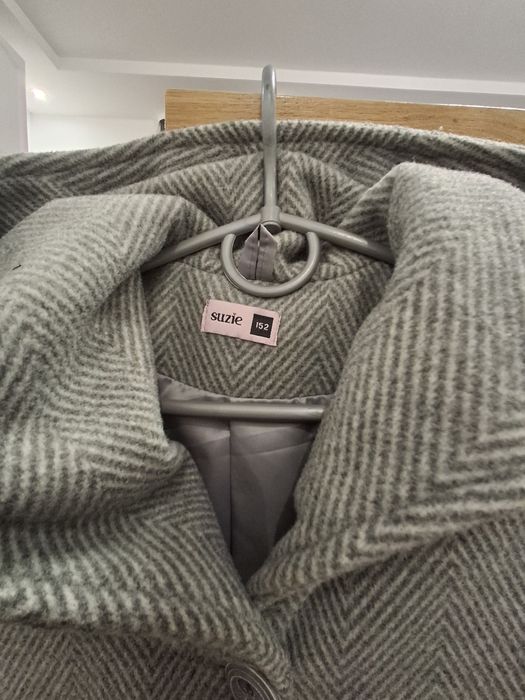 Пальто кашемірове ,плащ ,куртка 152