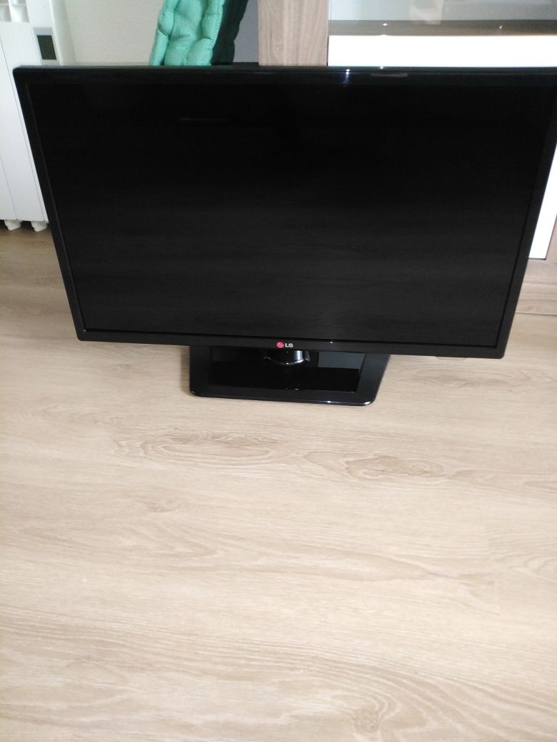 TV Marca LG, 80cm