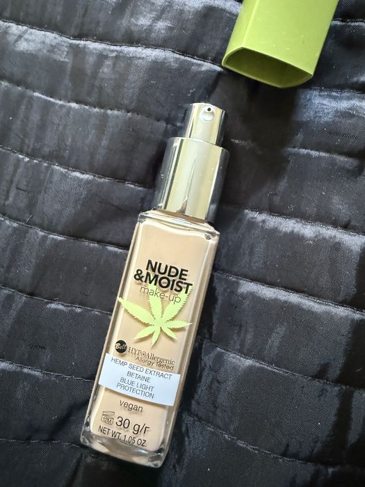 BELL NUDE&MOIST make-up podkład 04