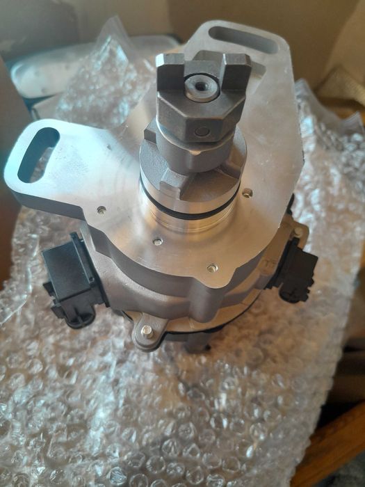 трамблер 1905074020 Carina E, Camry, на два разьема 4+2