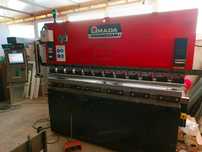 Prasa krawędziowa AMADA ITPS 80 / 25 4-osie CNC